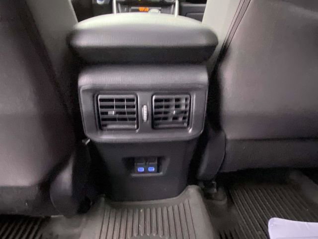 Used 2022 Toyota RAV4 XLE w/ Convenience Package image 10
