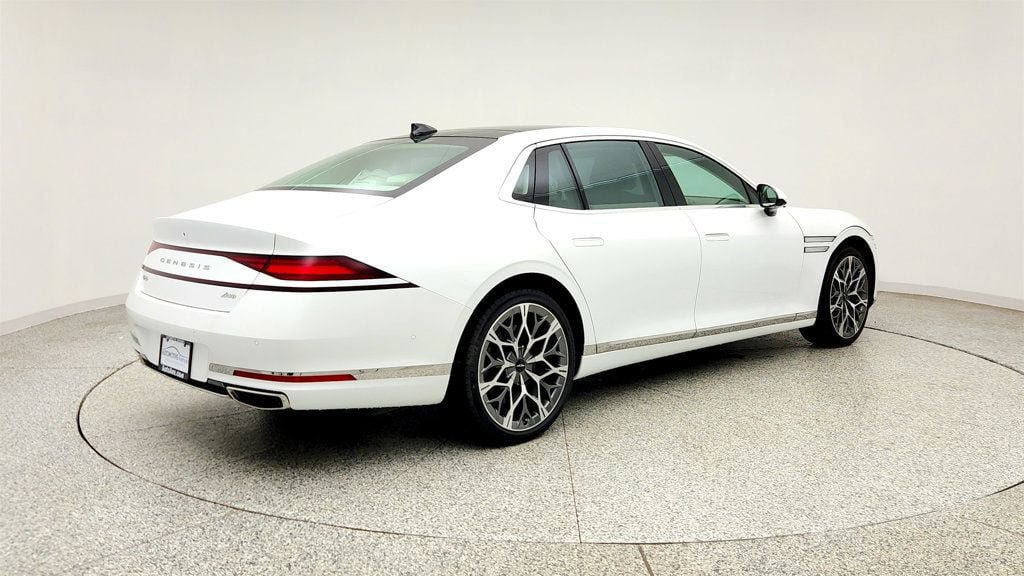 Used 2023 Genesis G90 3.5T AWD/4WD image 5
