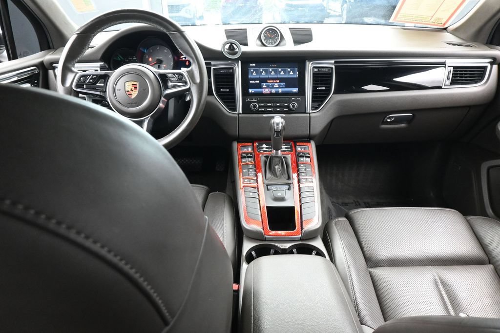 Used 2018 Porsche Macan S AWD/4WD image 40