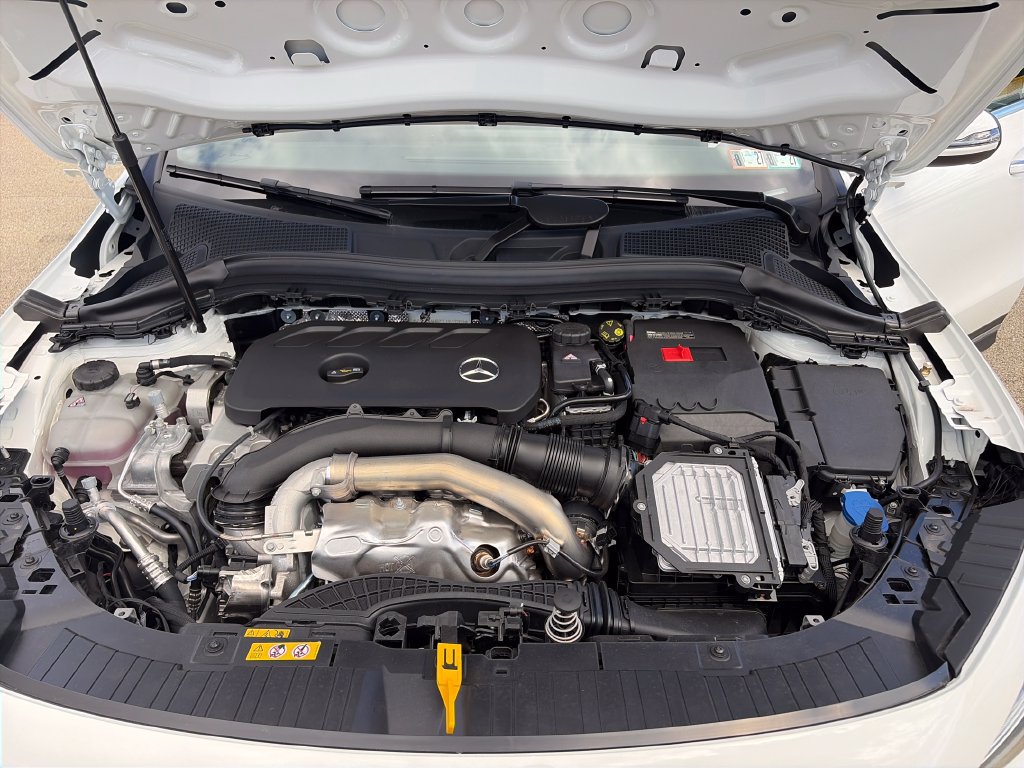 New 2026 Mercedes-Benz GLA 250 4MATIC image 21