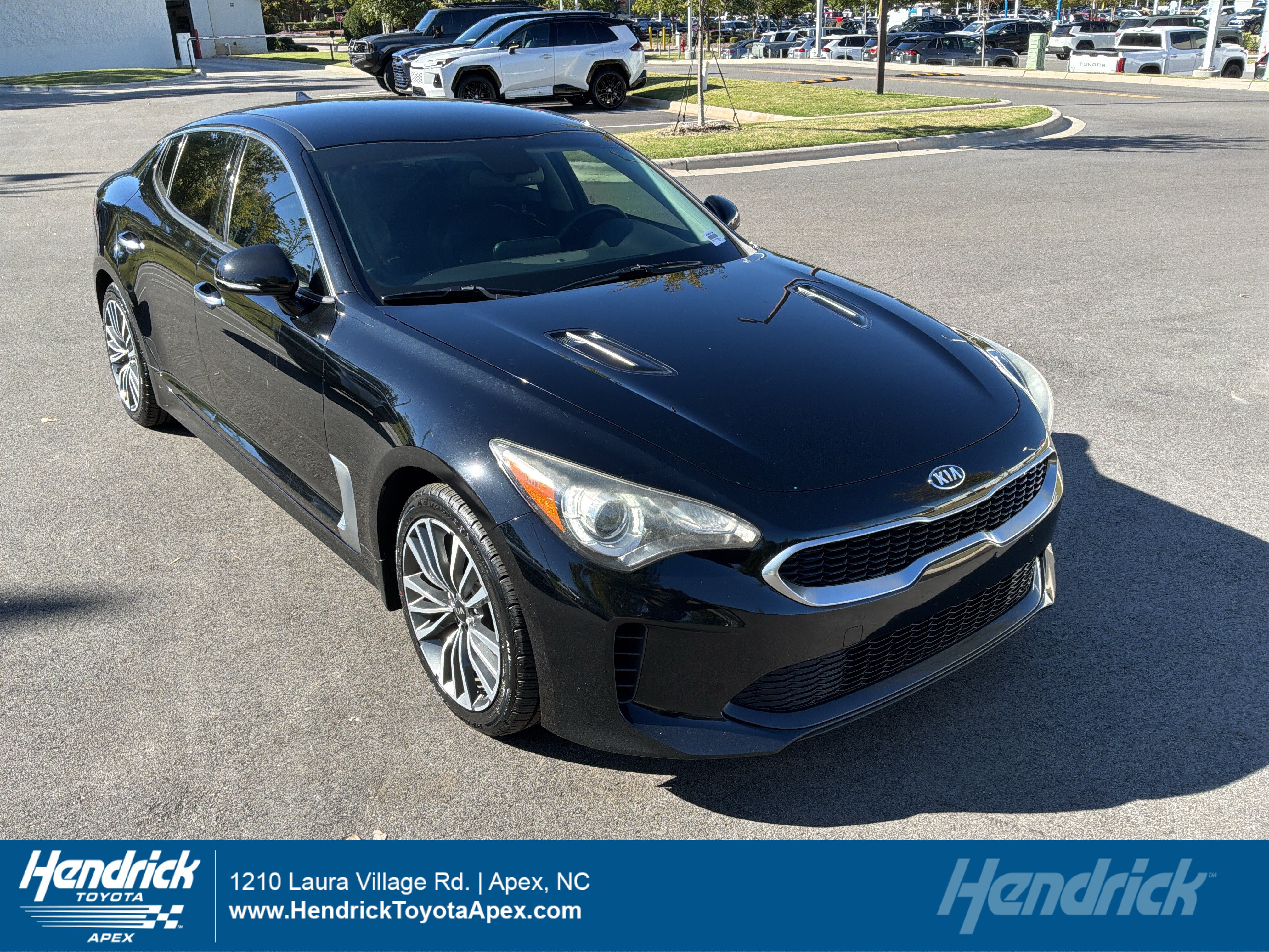 Used 2019 Kia Stinger RWD image 1