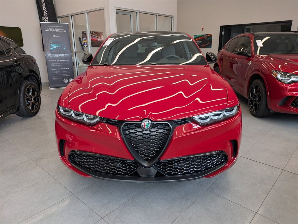 New 2025 Alfa Romeo Tonale image 2