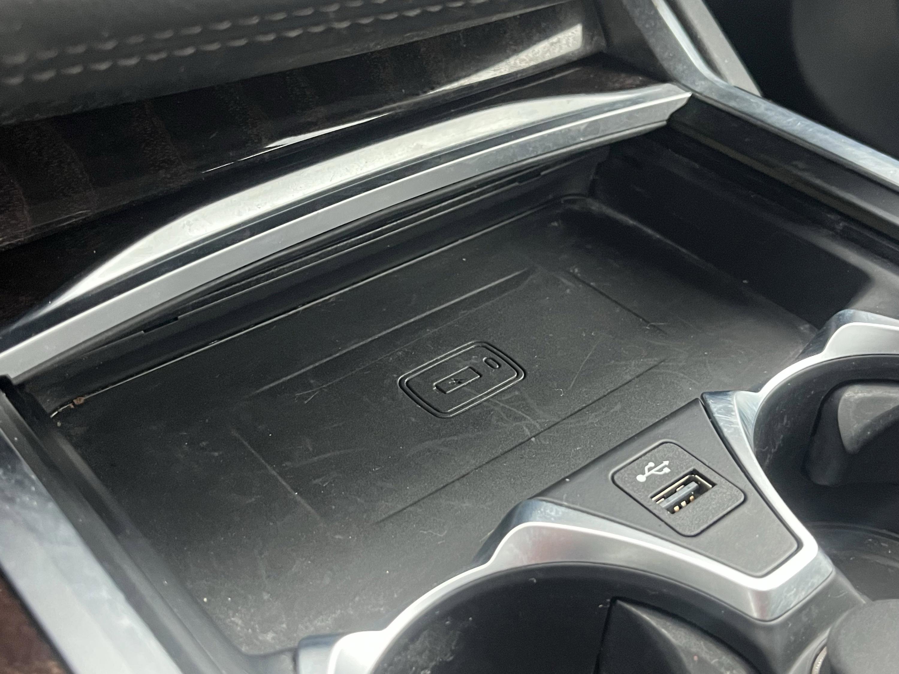 Used 2022 BMW 750i xDrive w/ Executive Package image 21