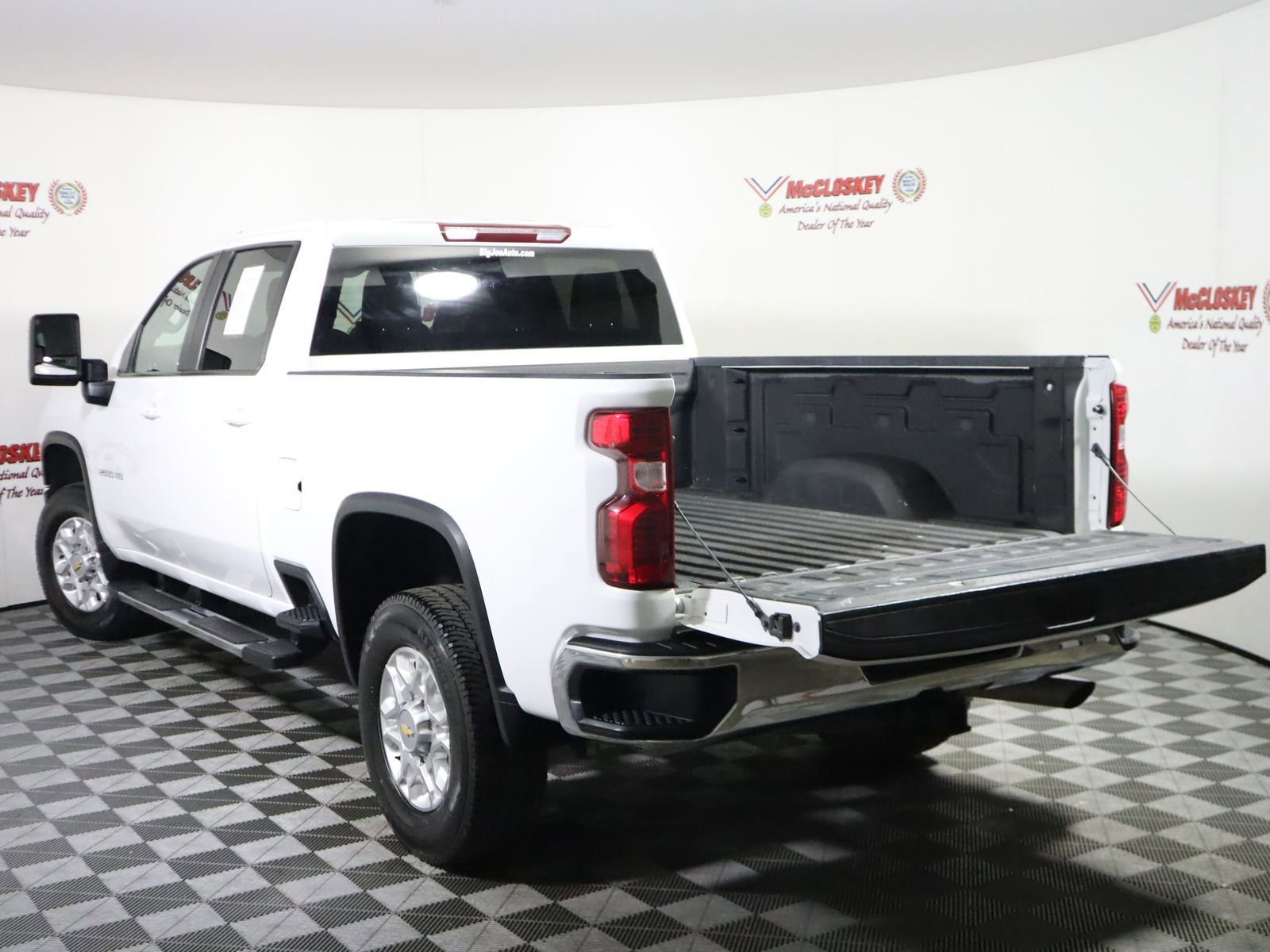 Used 2023 Chevrolet Silverado 2500 LT w/ Convenience Package image 16