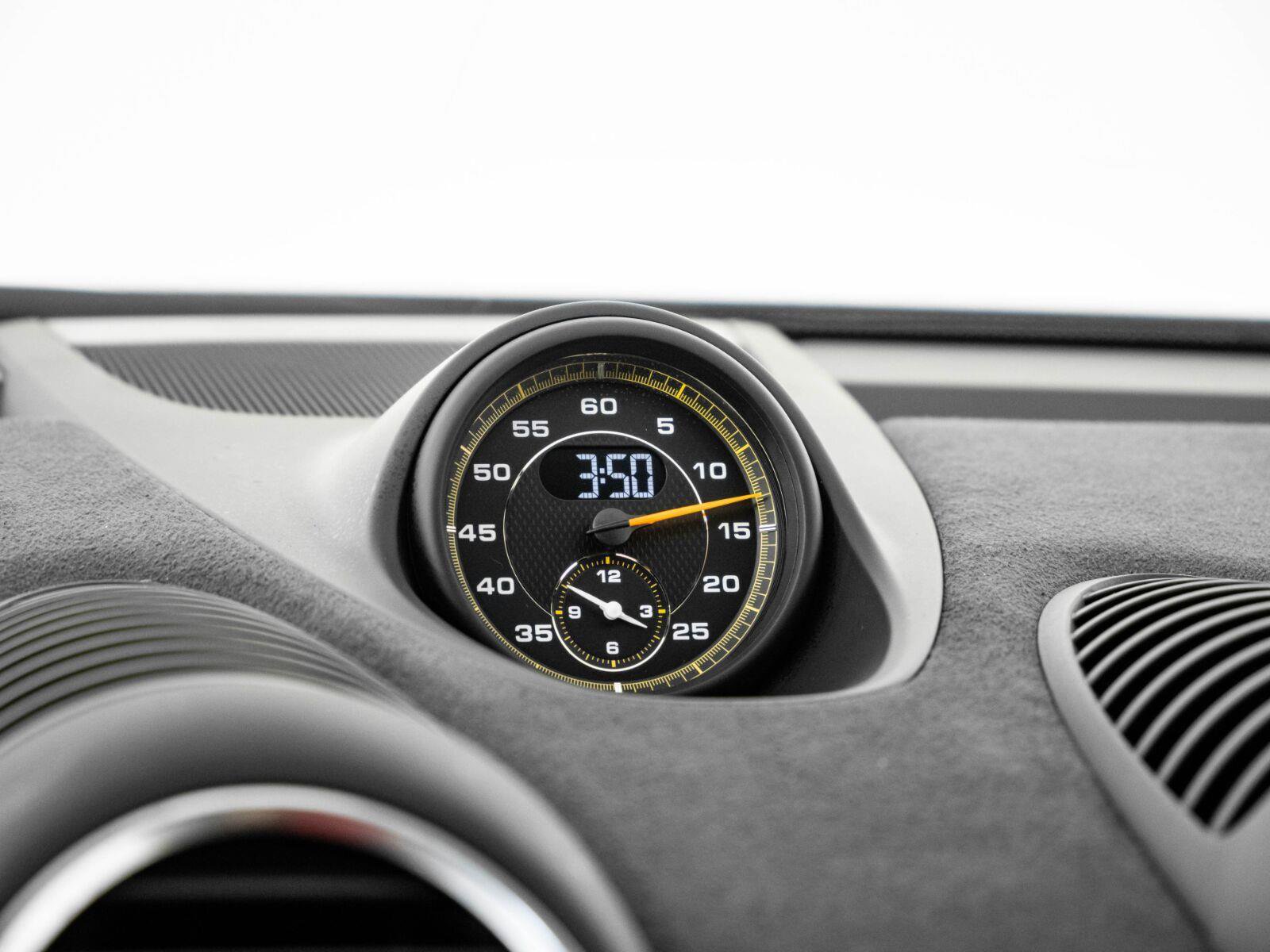 Certified 2025 Porsche 718 Cayman GT4 RS RWD image 14