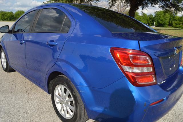 Used 2018 Chevrolet Sonic LS image 4