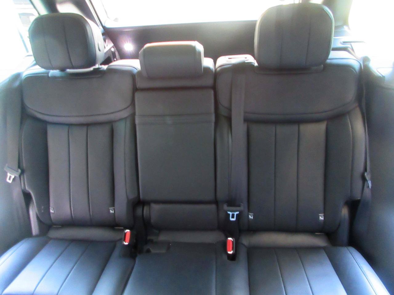 Used 2023 Land Rover Range Rover SE AWD/4WD image 47