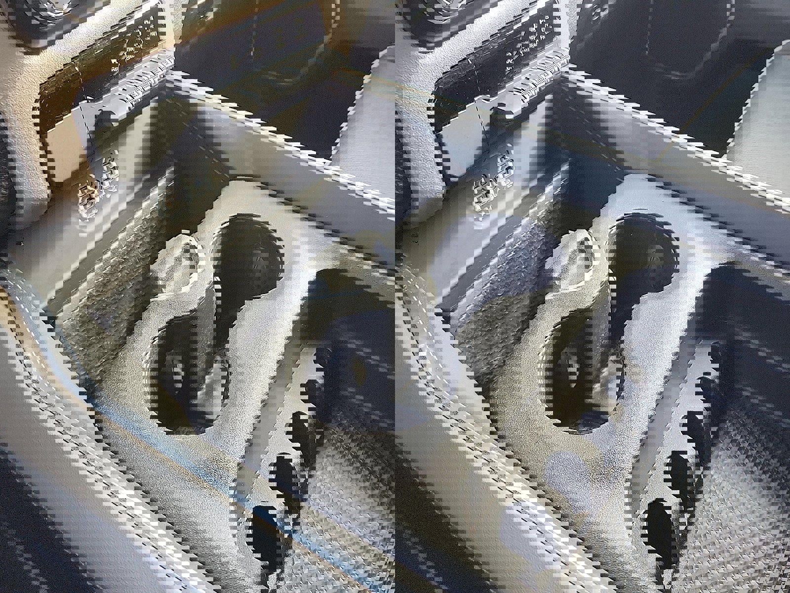 Used 2021 RAM 1500 Laramie image 32