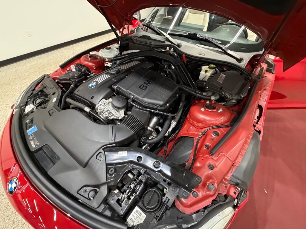 Used 2010 BMW Z4 sDrive35i image 58