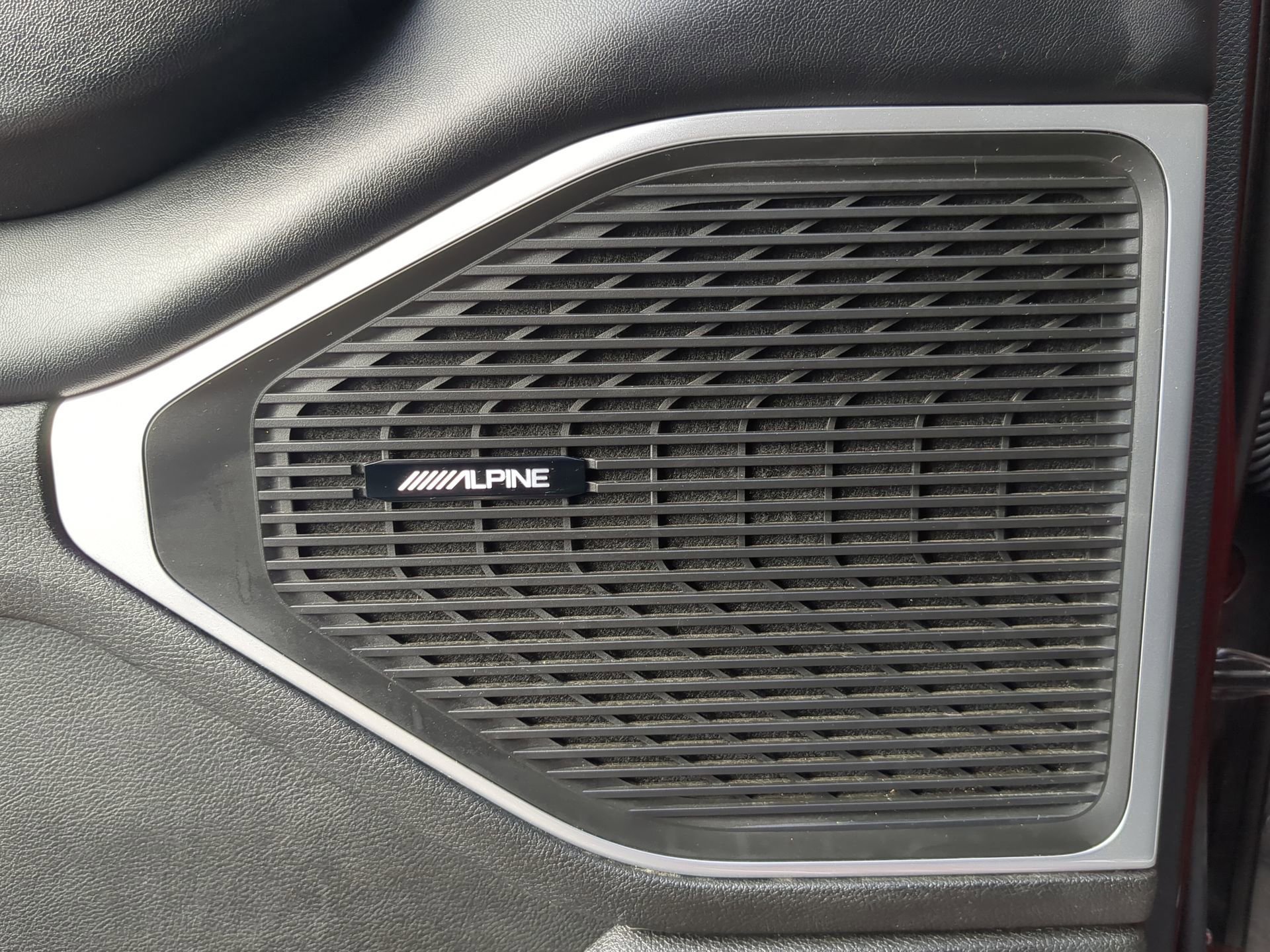 Used 2024 Jeep Wagoneer L Series II w/ Flexible Seating Group AWD/4WD image 50