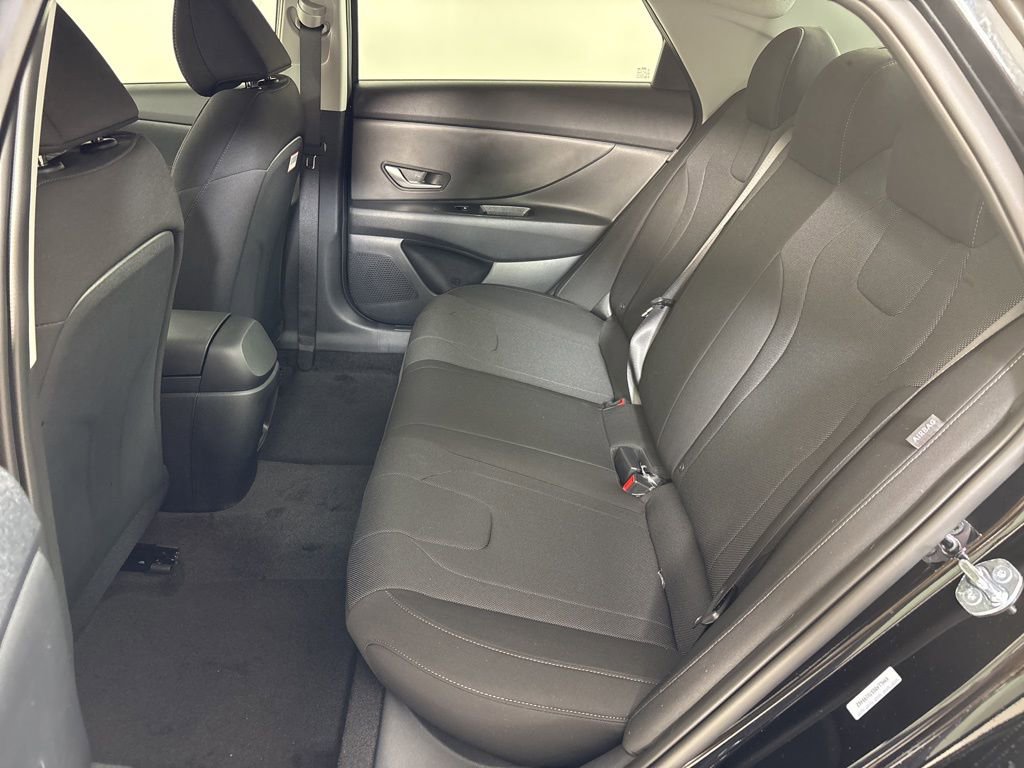 New 2026 Hyundai Elantra SE FWD image 20