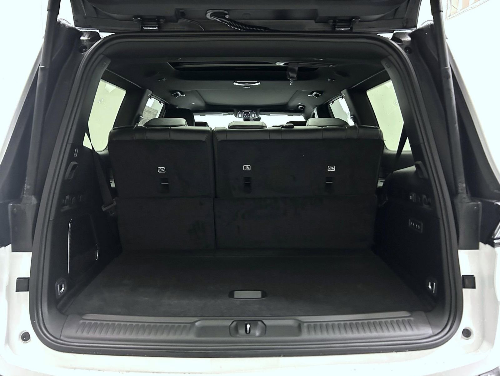 New 2026 Jeep Grand Wagoneer Limited AWD/4WD image 9