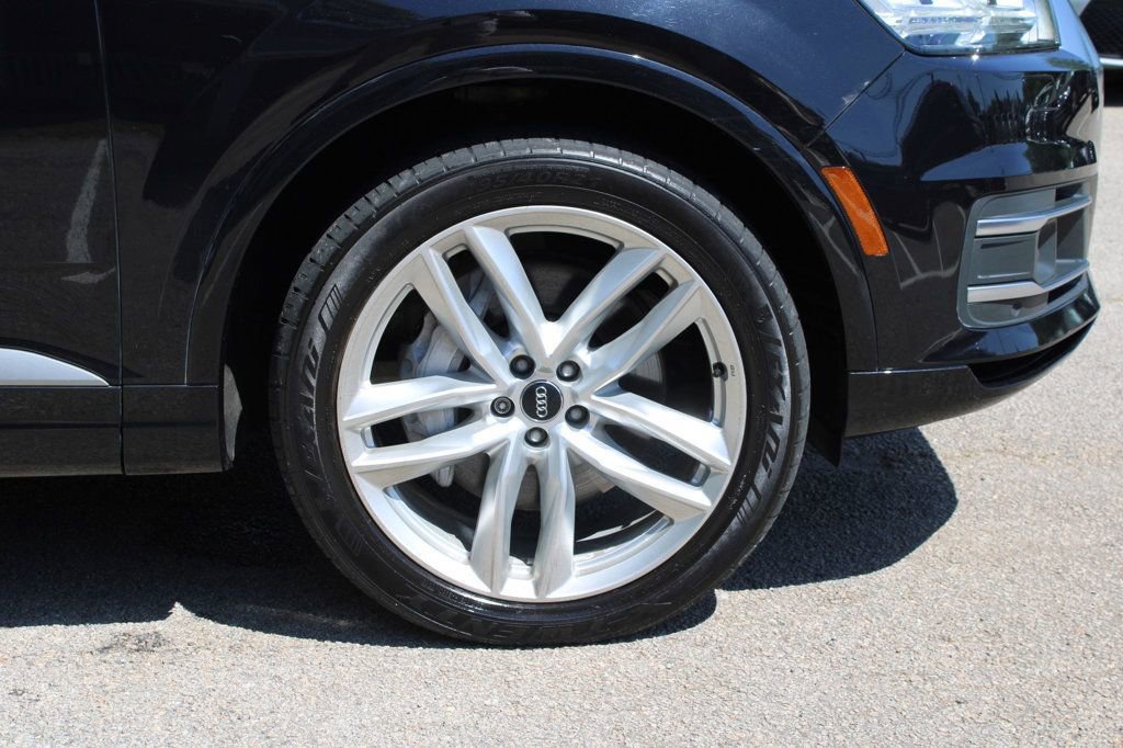 Used 2017 Audi Q7 3.0T Prestige AWD/4WD image 33