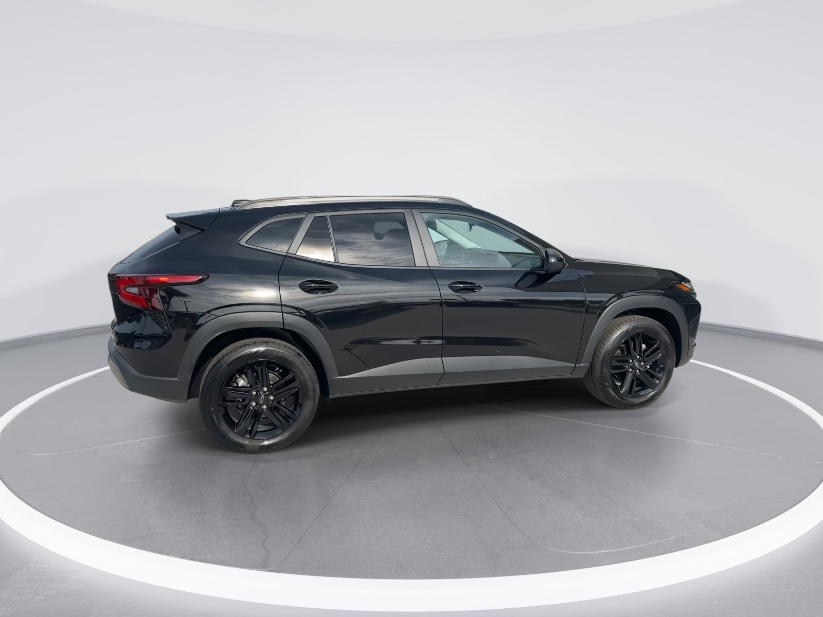 Certified 2025 Chevrolet Trax ACTIV w/ Driver Confidence Package image 10