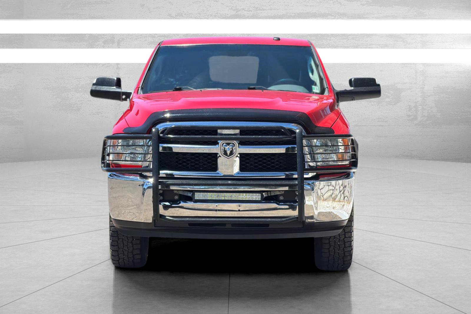 Used 2016 RAM 2500 Tradesman w/ Chrome Appearance Group AWD/4WD image 3