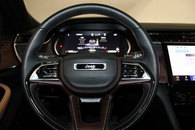 Used 2024 Jeep Grand Cherokee Summit image 26
