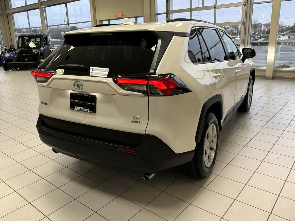 Used 2019 Toyota RAV4 LE w/ All Weather Liner Package AWD/4WD image 58
