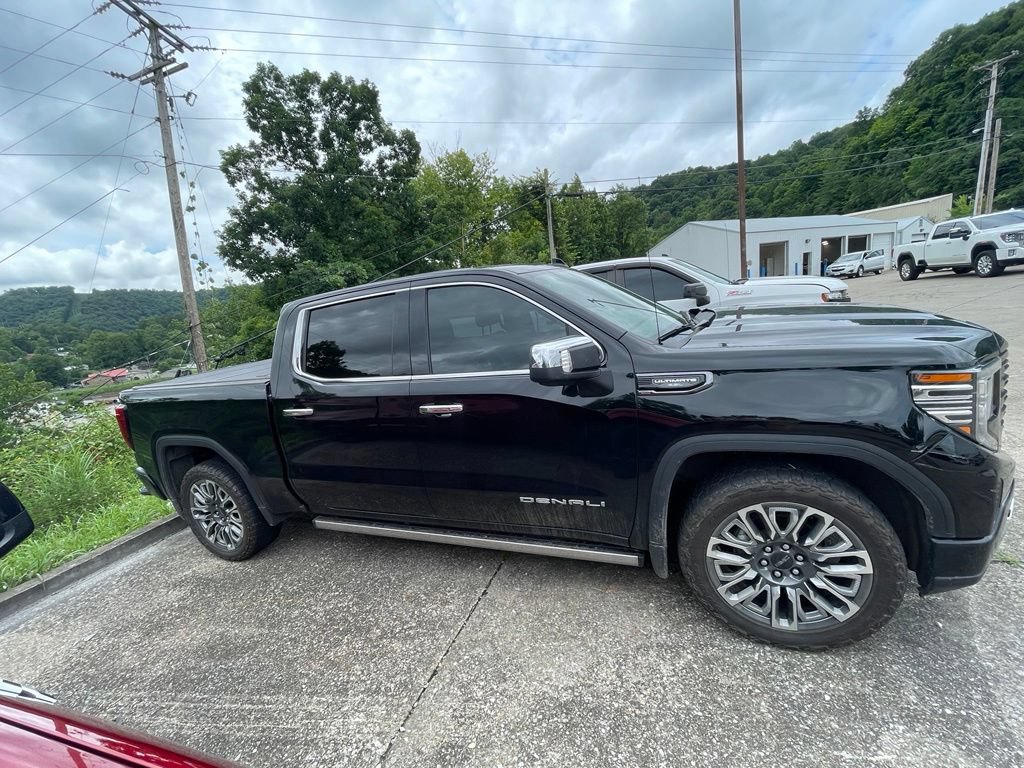 Used 2025 GMC Sierra 1500 Denali Ultimate AWD/4WD image 4