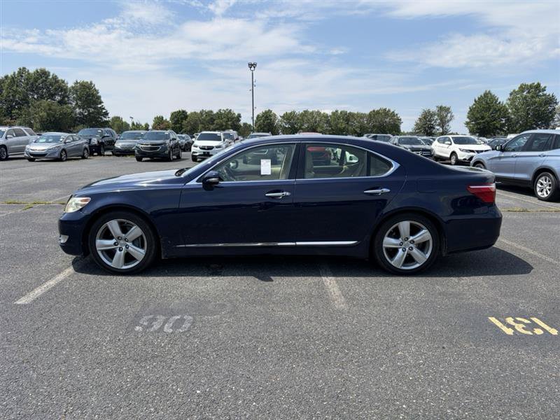 Used 2011 Lexus LS 460 w/ Luxury Value Edition RWD image 4