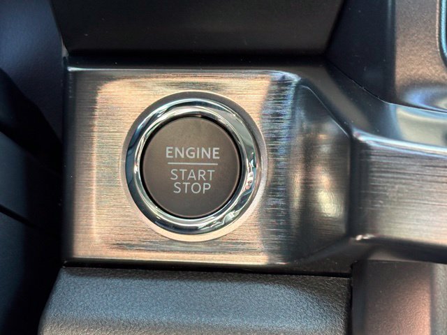 New 2026 Ford F250 Lariat w/ Black Appearance Package AWD/4WD image 11