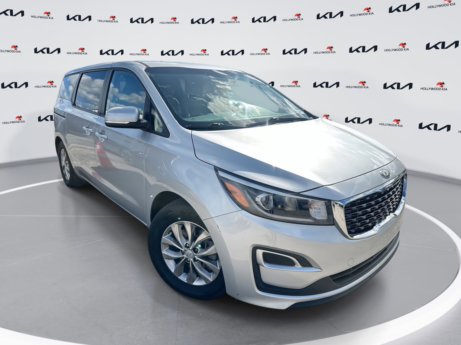 Used 2019 Kia Sedona LX