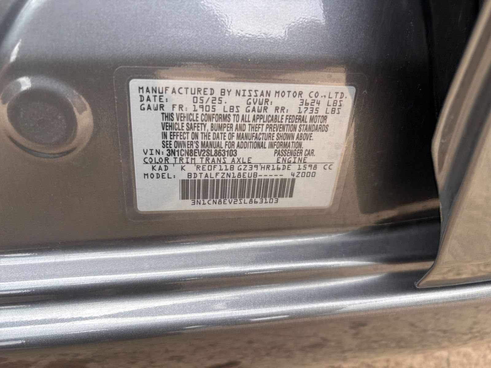 Used 2025 Nissan Versa SV FWD image 27