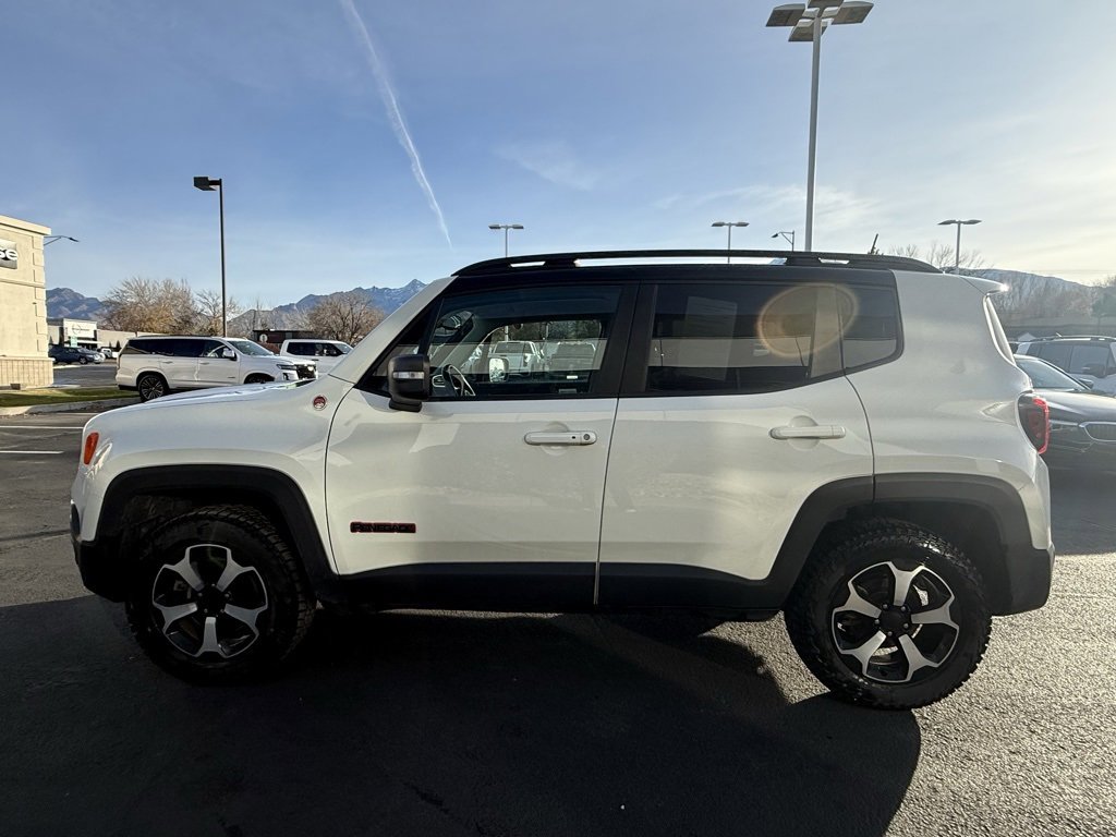 Used 2021 Jeep Renegade Trailhawk w/ Luxury Group III image 4
