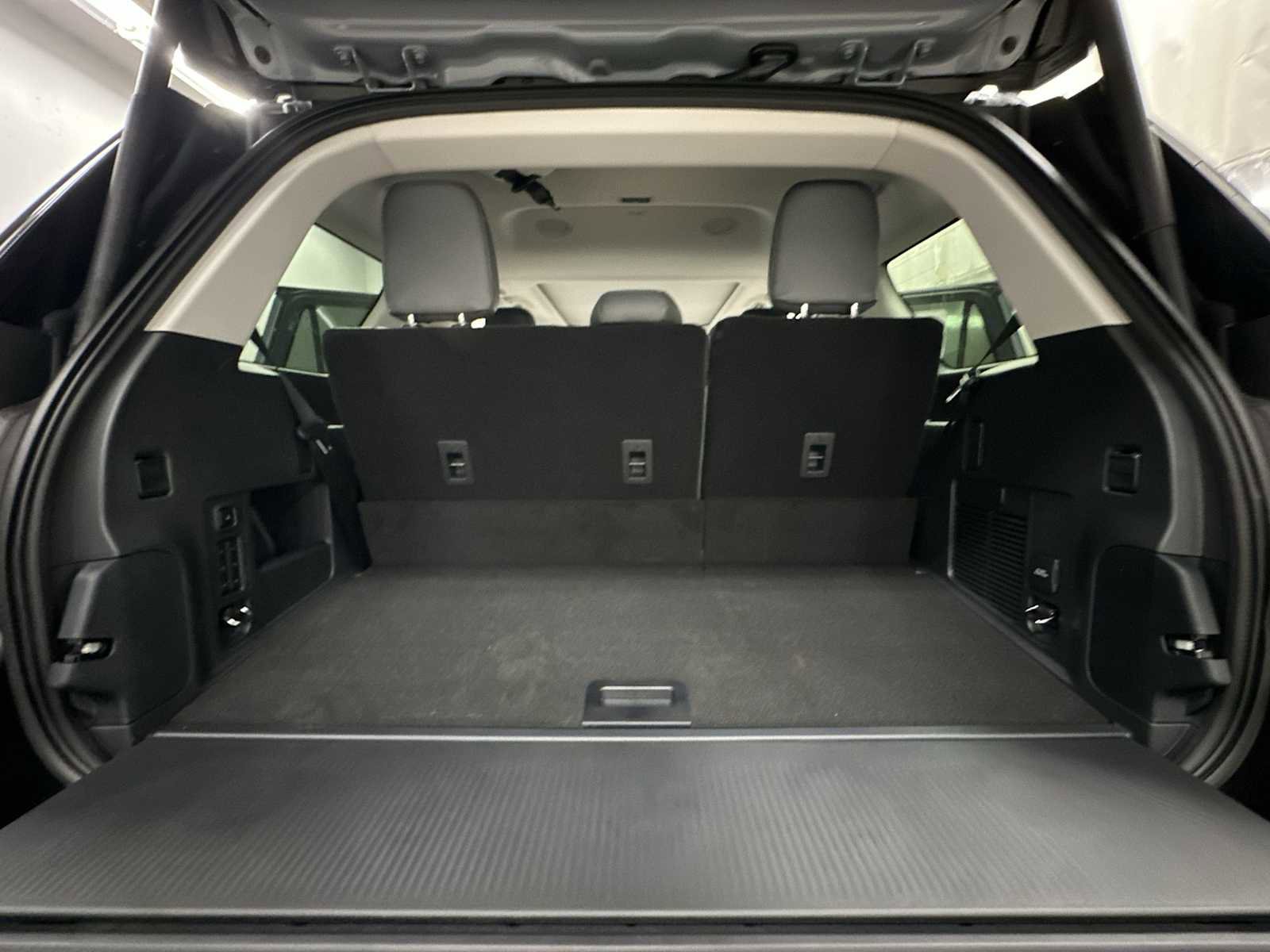 New 2026 Ford Expedition Active AWD/4WD image 23