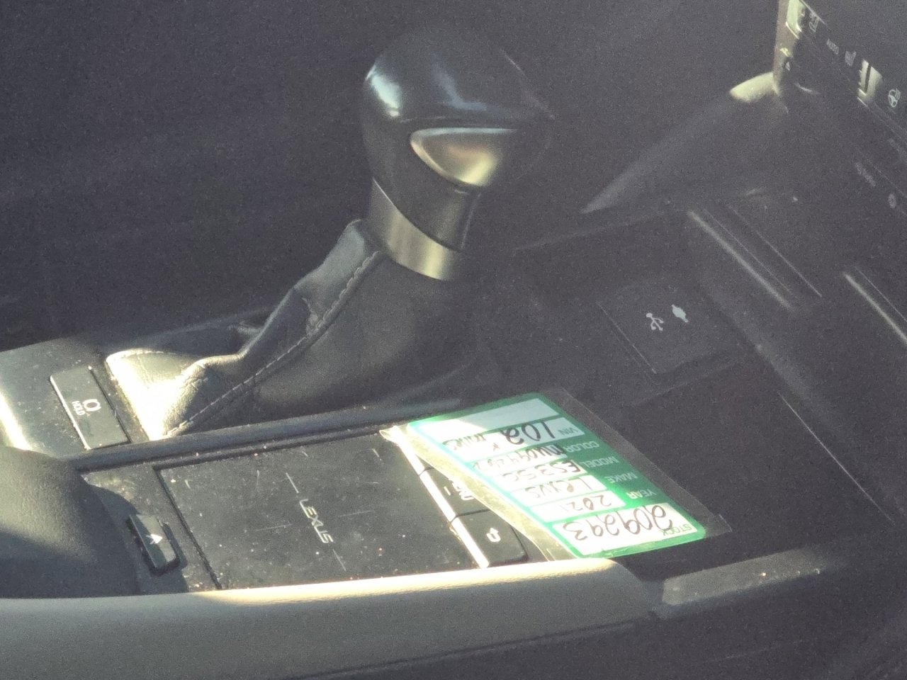 Used 2021 Lexus ES 350 w/ Premium Package image 11