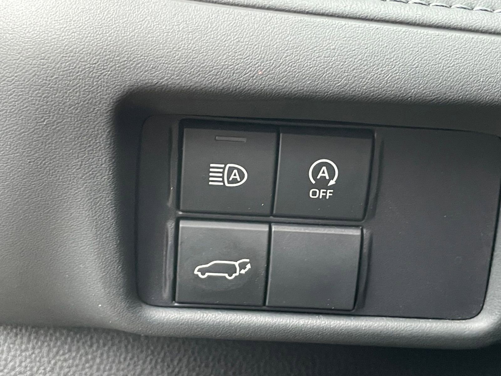Used 2025 Toyota Highlander XSE image 23