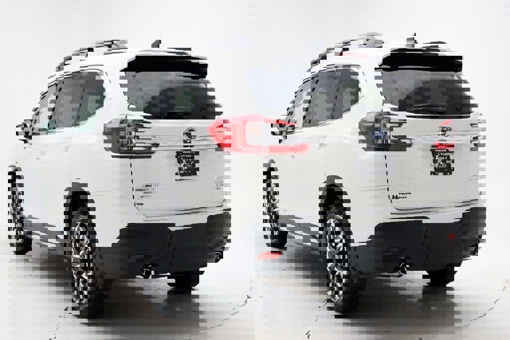 Used 2024 Subaru Ascent Limited image 6