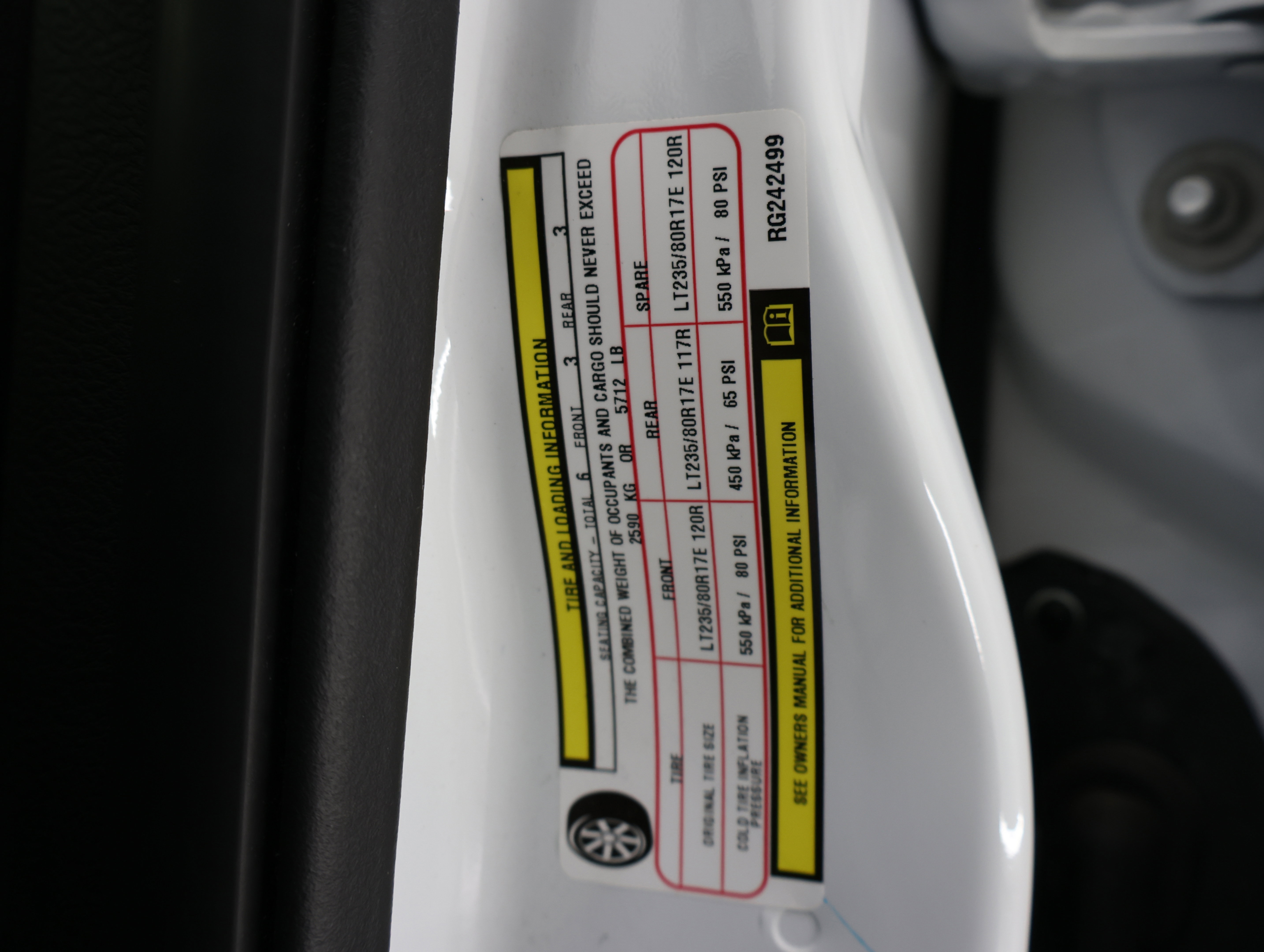 Used 2024 RAM 3500 Tradesman w/ Chrome Appearance Group image 59