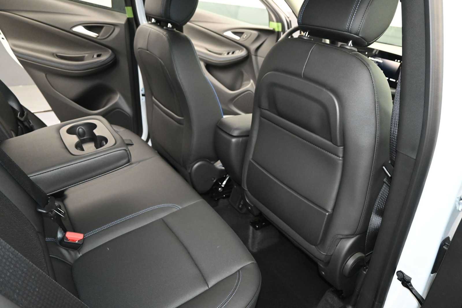New 2026 Buick Encore GX Sport Touring w/ Advanced Technology Package AWD/4WD image 24