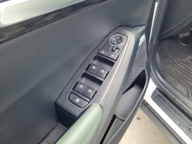 Used 2024 Kia Seltos SX AWD/4WD image 17