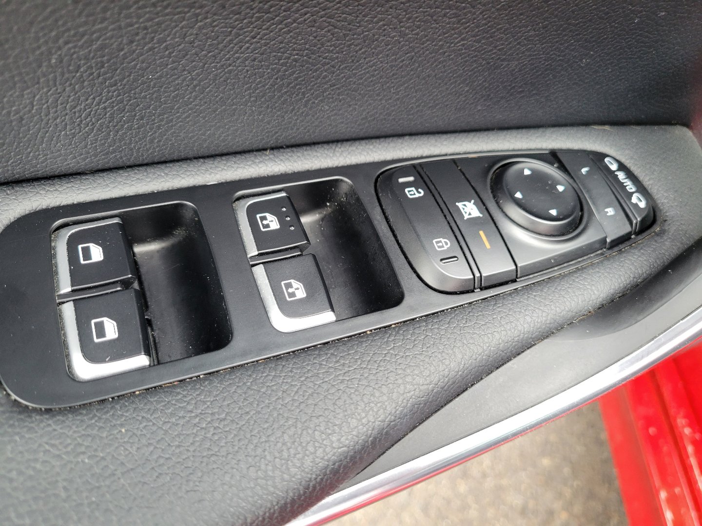 Used 2023 Kia Stinger GT-Line w/ Sun & Sound Package AWD/4WD image 19