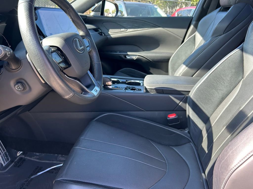 Used 2023 Lexus RX 500h F Sport AWD/4WD image 11