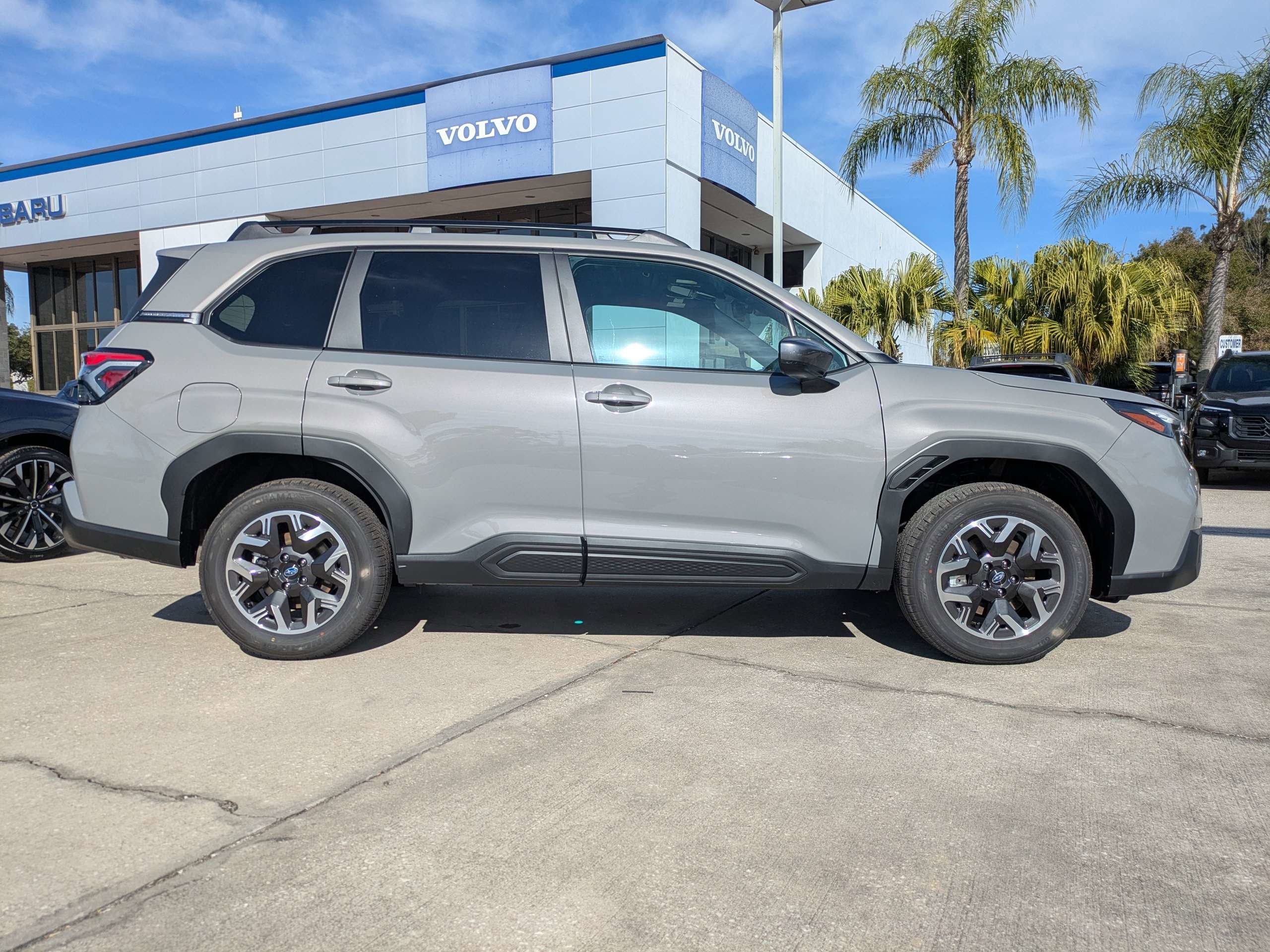 Used 2026 Subaru Forester Premium image 3