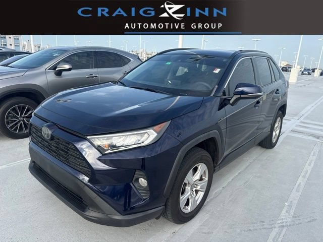 Used 2019 Toyota RAV4 XLE FWD image 1