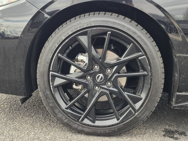Used 2025 Nissan Sentra SR w/ Midnight Edition FWD image 8