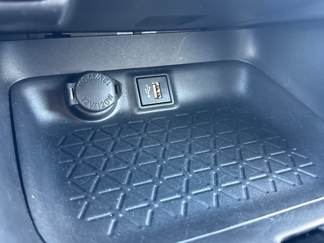Used 2025 Toyota RAV4 LE FWD image 22