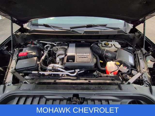 Used 2021 Chevrolet Silverado 1500 High Country w/ Technology Package image 32