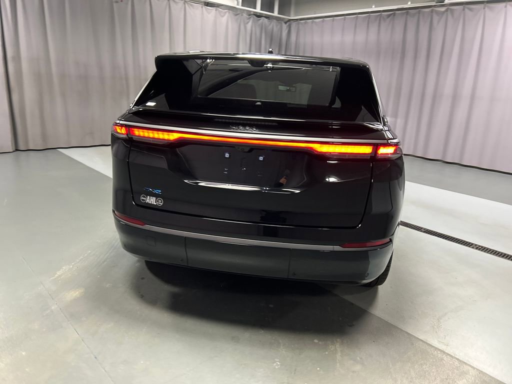 Used 2024 Jeep Wagoneer Launch Edition image 6