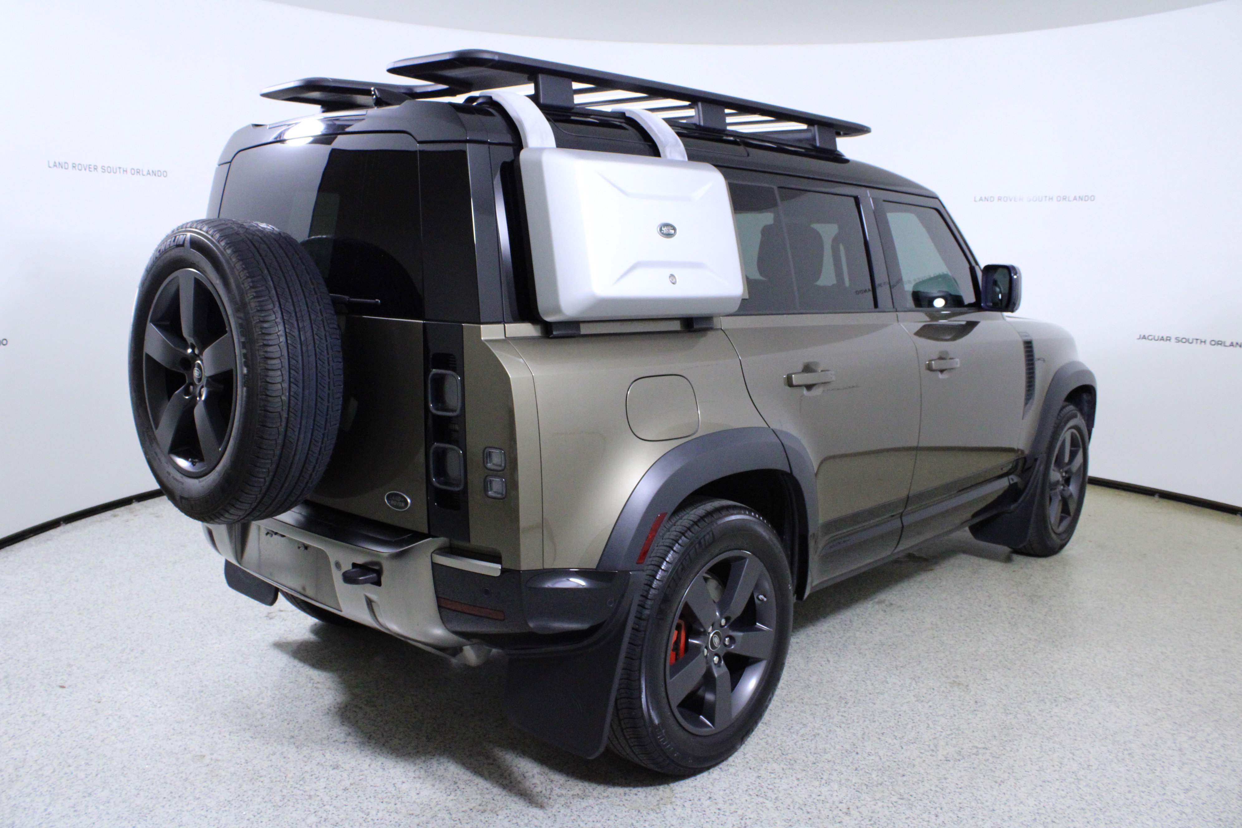 Used 2020 Land Rover Defender 110 X image 7