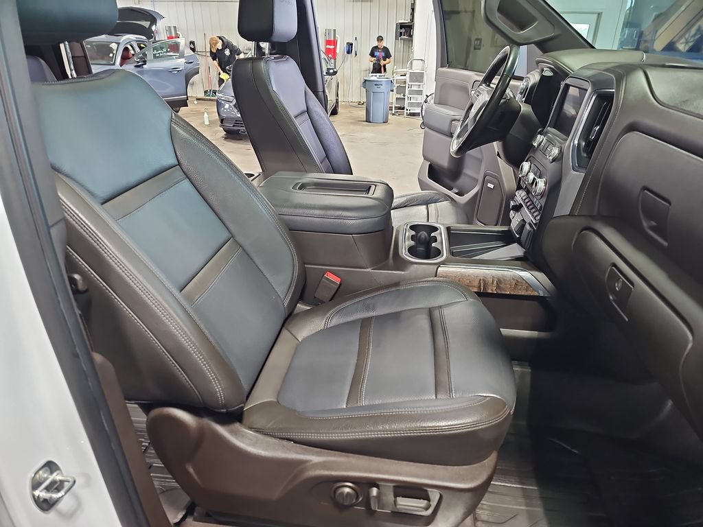 Used 2020 GMC Sierra 1500 Denali w/ Denali Ultimate Package AWD/4WD image 10