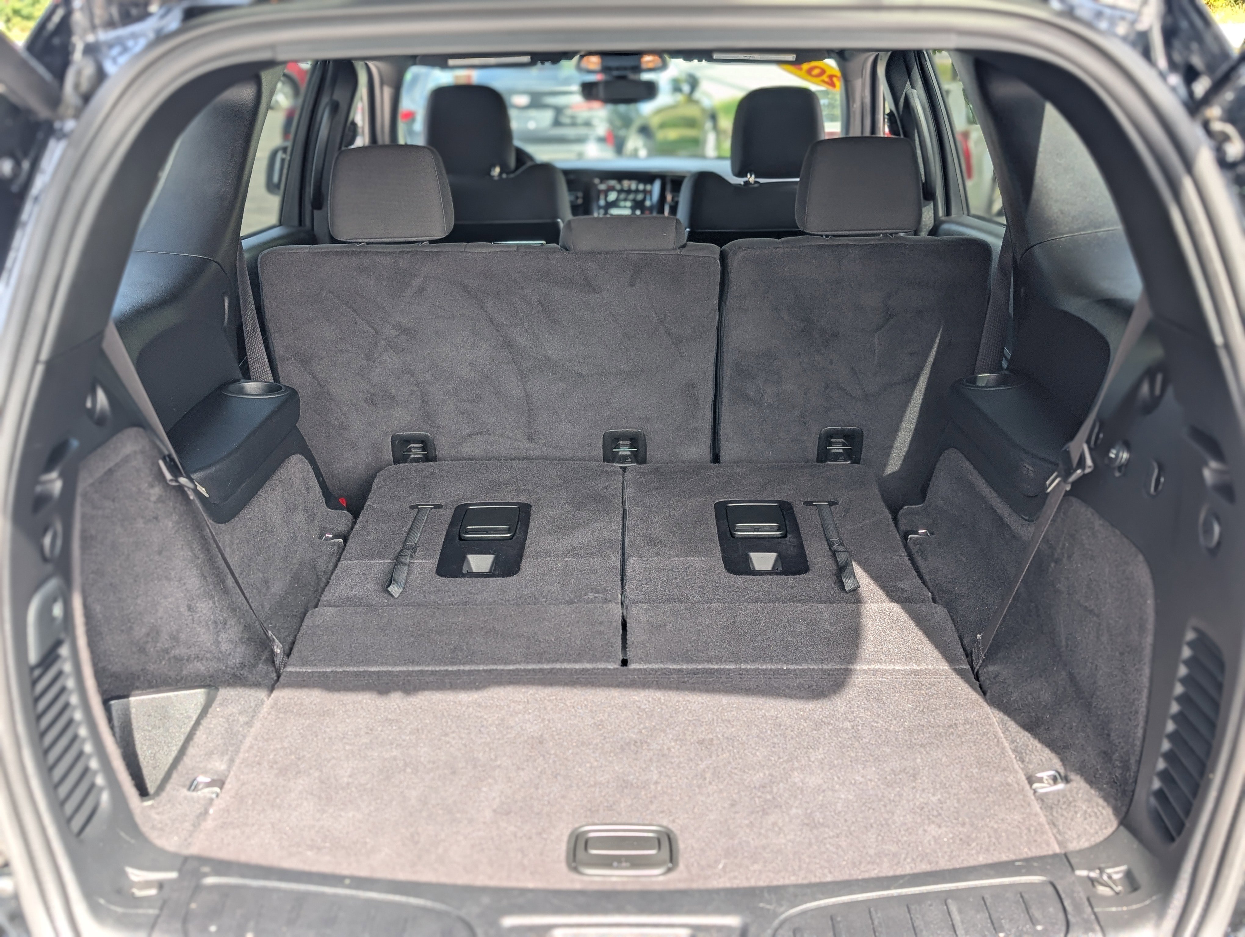 Used 2022 Dodge Durango GT image 37