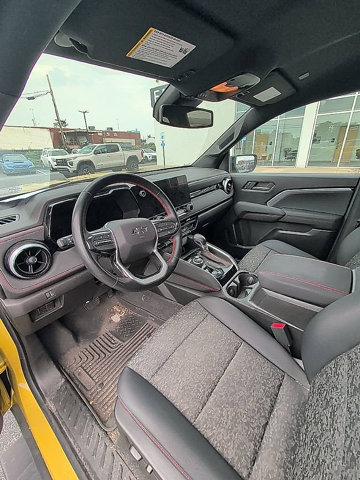 Used 2023 Chevrolet Colorado Z71 w/ Z71 Convenience Package 2 AWD/4WD image 16
