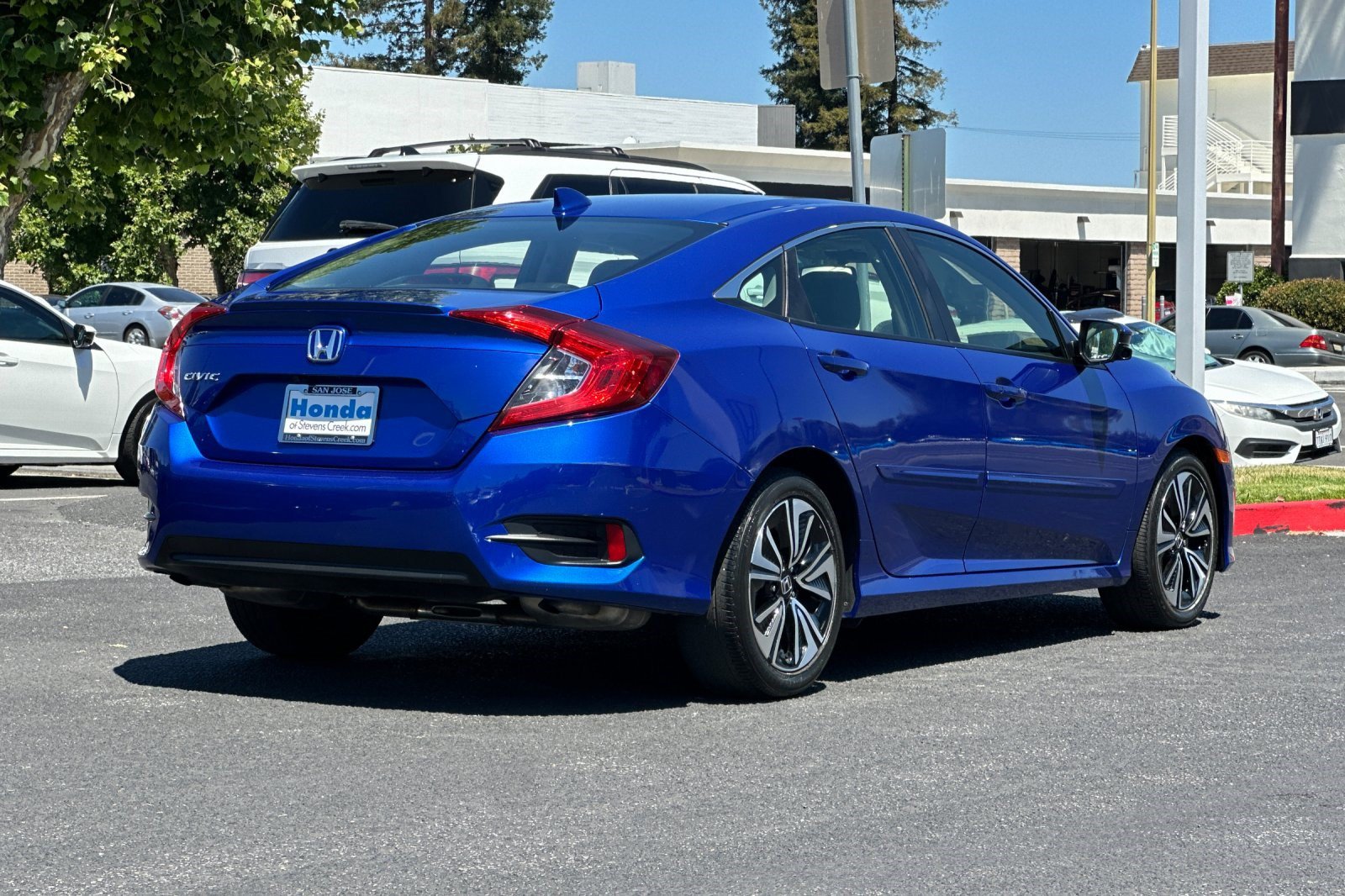 Used 2018 Honda Civic EX-L image 8