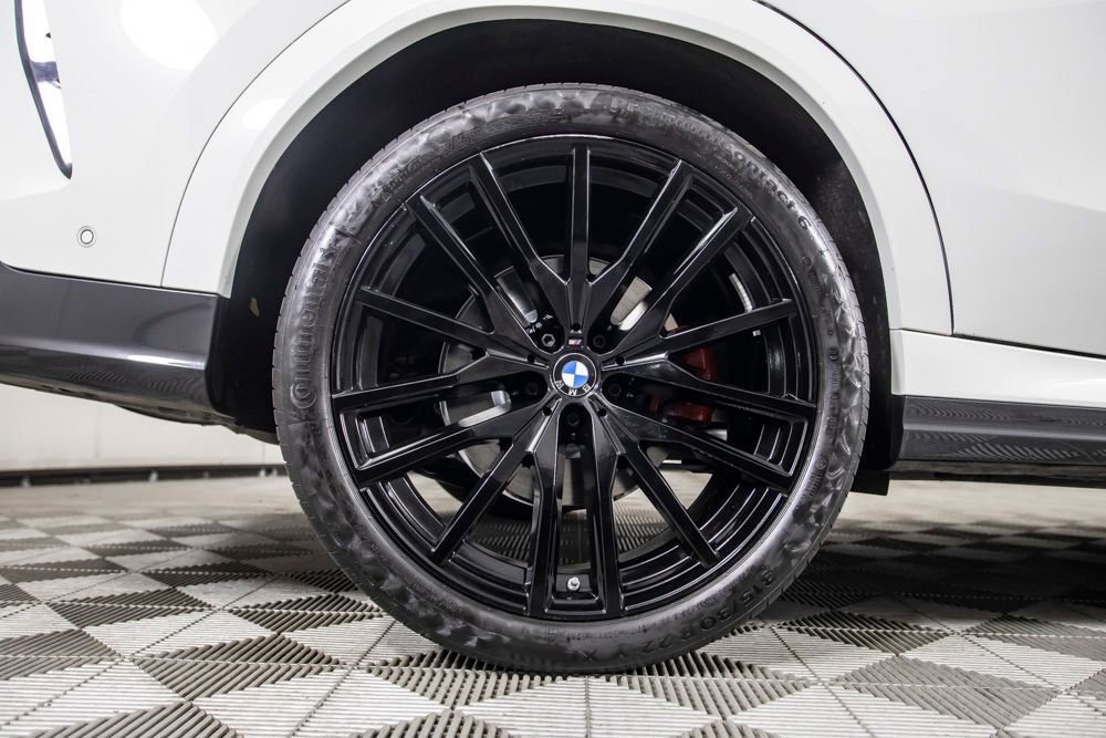 Used 2023 BMW X6 xDrive40i w/ Executive Package image 44