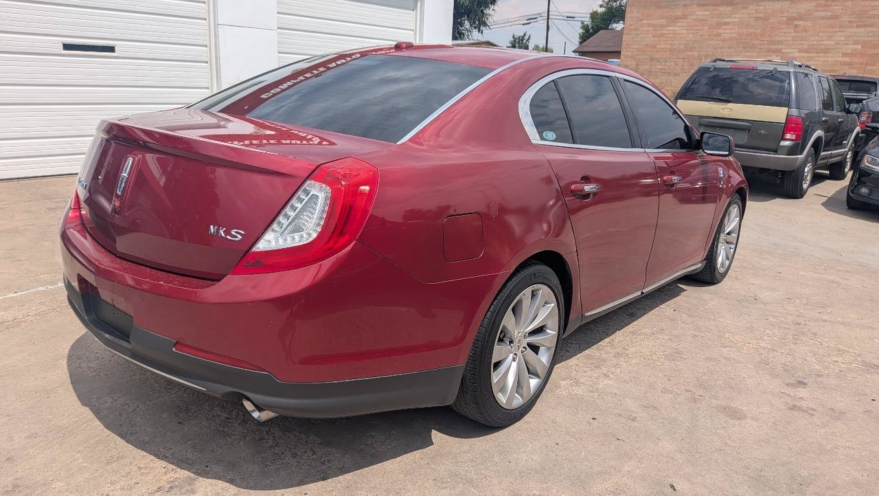 Used 2013 Lincoln MKS FWD image 5