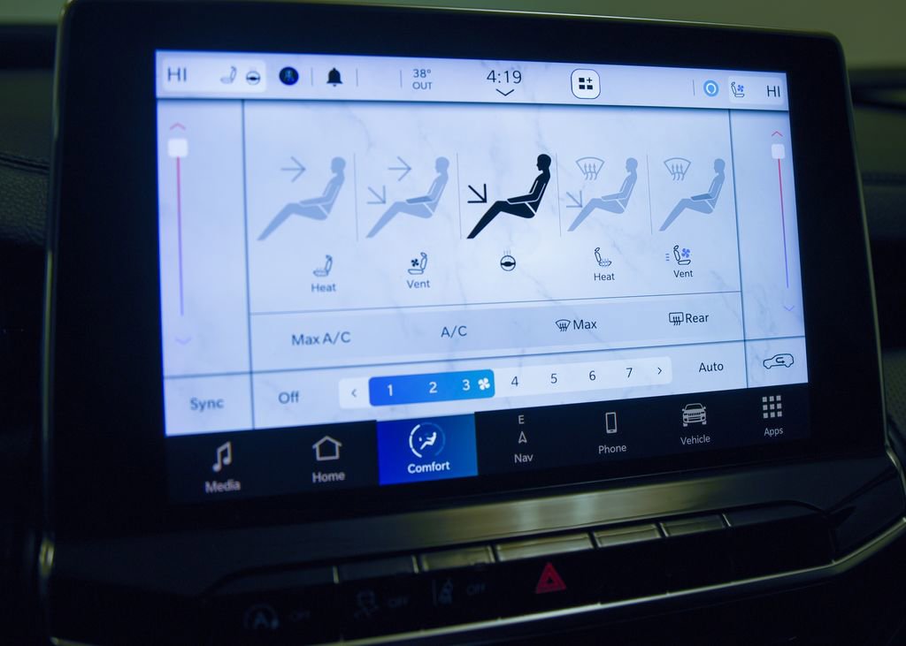 Used 2022 Jeep Compass Trailhawk w/ Trailhawk Elite Group image 25